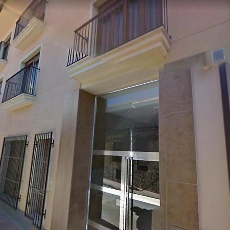 Апартаменты Apartamento Centro Альманса Экстерьер фото